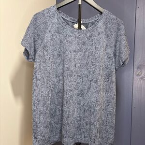 Athleta Textured Blue/Gray Short Sleeve Tee